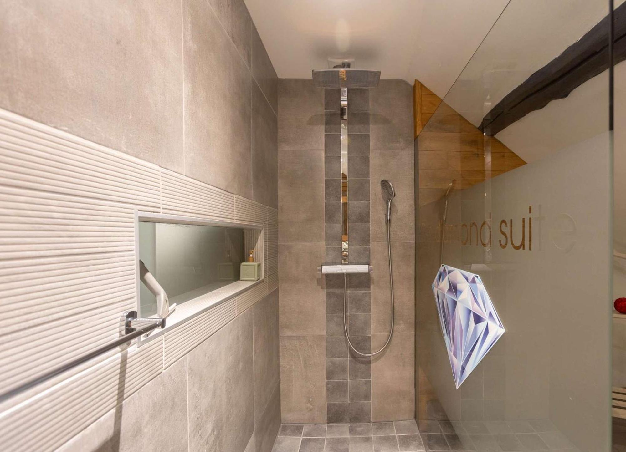 Apartment Design Suite Jehanster Exterior photo